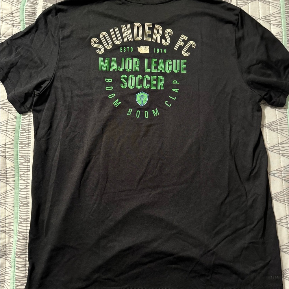 Adidas Women’s MLS Seattle Sounders FC Black Short Sleeve Warmup Tee - XL - Picture 4 of 4